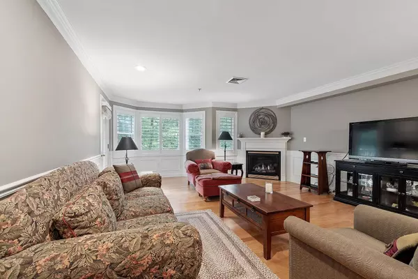 4 Sterling Hill LN #424, Exeter, NH 03833