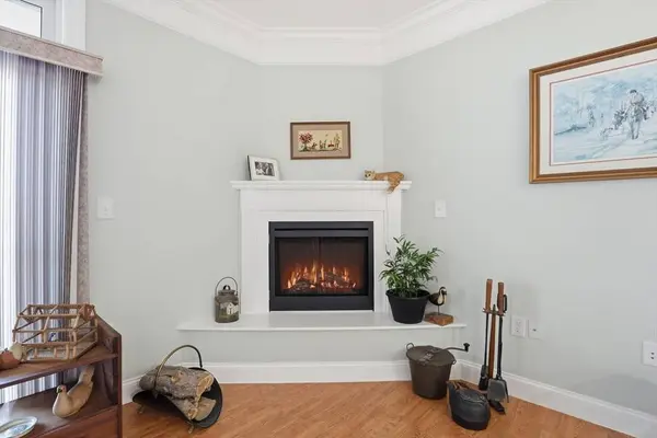 5 Sally Sweets Way #128, Salem, NH 03079