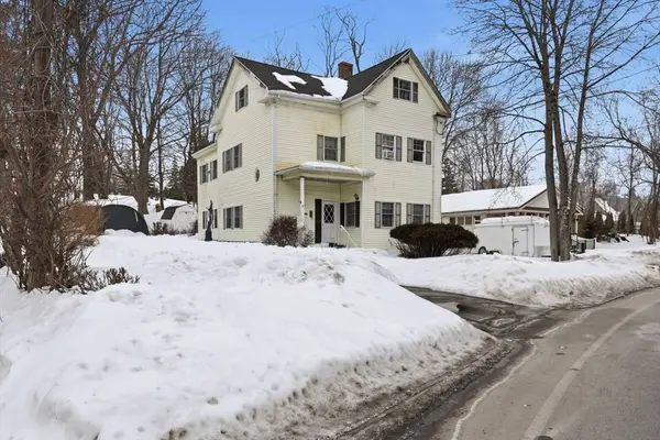 253 Main St, Amesbury, MA 01913