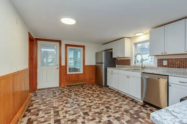 174 Pleasant Street, Dracut, MA 01826