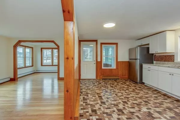 174 Pleasant Street, Dracut, MA 01826