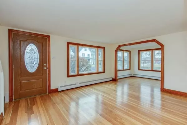 174 Pleasant Street, Dracut, MA 01826