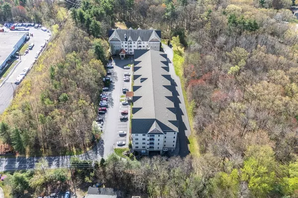 2 Henry David DR #305, Nashua, NH 03062