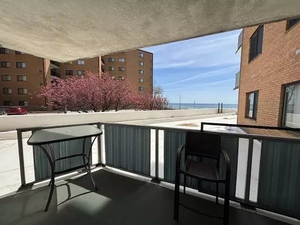 300 Lynn Shore #210, Lynn, MA 01902