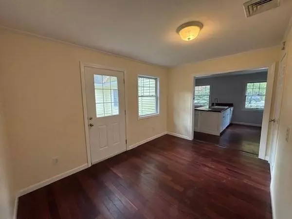 378 Salem Street, North Andover, MA 01845