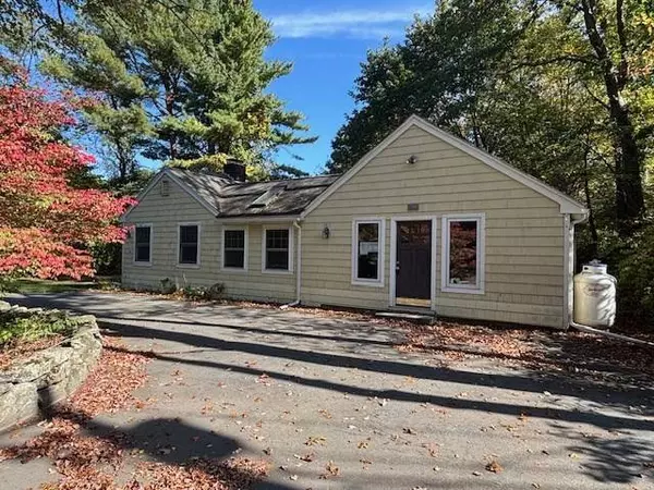 378 Salem Street, North Andover, MA 01845