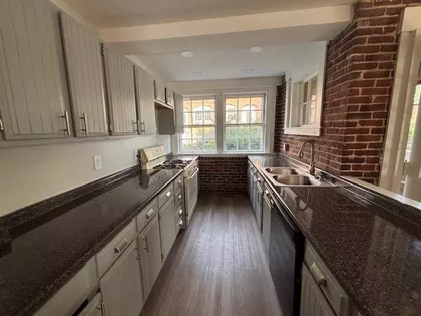 633 Canal ST, Manchester, NH 03101