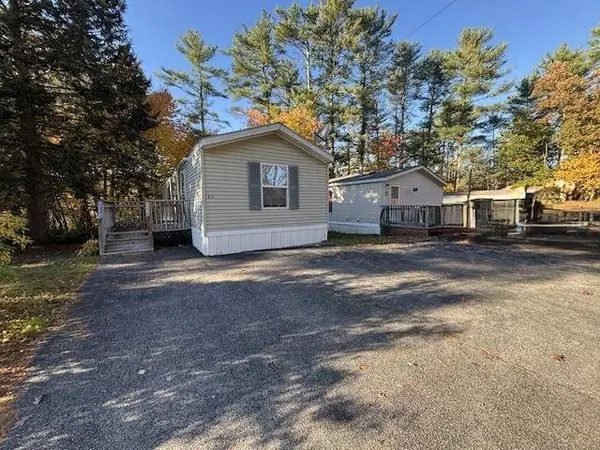 60 Roberts DR, Barrington, NH 03825