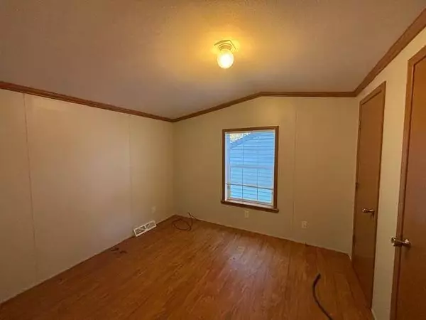 60 Roberts DR, Barrington, NH 03825