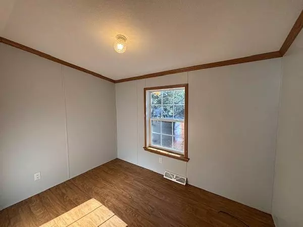 60 Roberts DR, Barrington, NH 03825