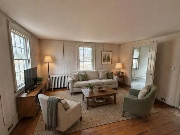 246 North Street, Hingham, MA 02043