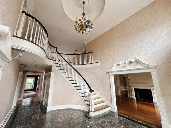 32 Soloman Pierce Road, Lexington, MA 02421