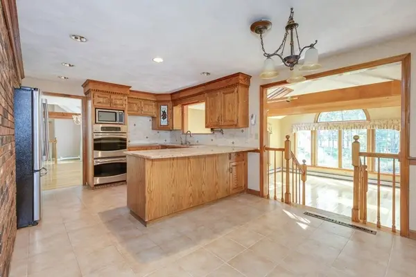 67 Porter Road, Boxford, MA 01921