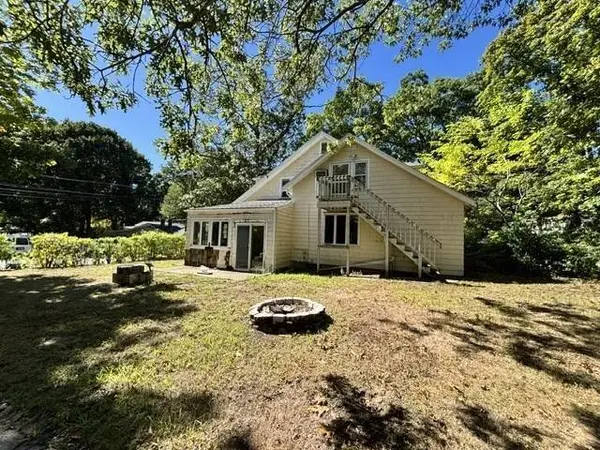126 Lakehurst Ave, Weymouth, MA 02189