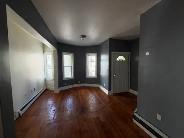 10 Westcott Street #1, Boston, MA 02124