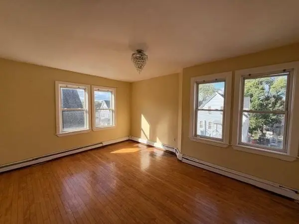 10 Westcott Street #3, Boston, MA 02124