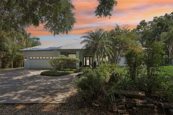 8701 LAKE CALM LN, Odessa, FL 33556
