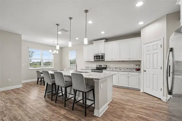 8044 LAGO MIST WAY, Wesley Chapel, FL 33545