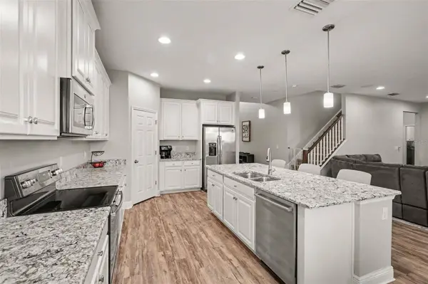 8044 LAGO MIST WAY, Wesley Chapel, FL 33545