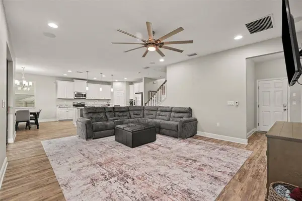 8044 LAGO MIST WAY, Wesley Chapel, FL 33545