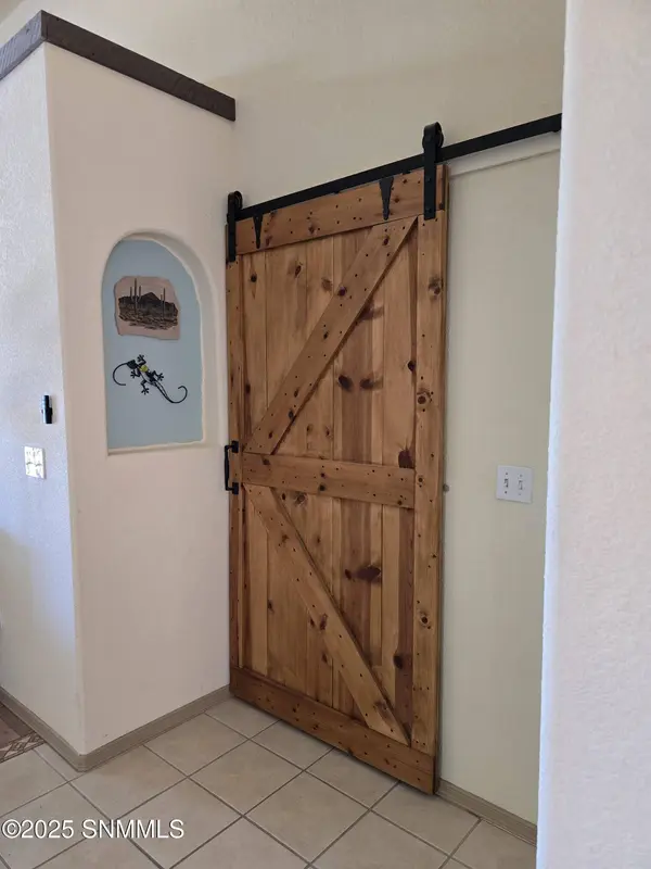 2034 Wagonmound Trl, Las Cruces, NM 88012