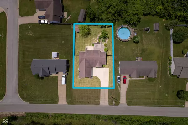 929 S County Road 200 East E, Connersville, IN 47331