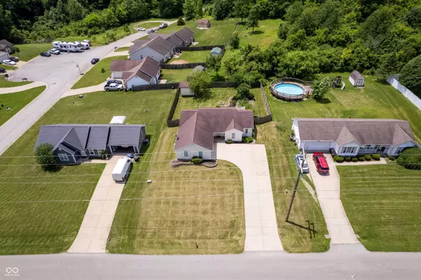 929 S County Road 200 East E, Connersville, IN 47331