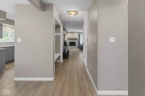 5125 Vantage Point RD, Avon, IN 46123