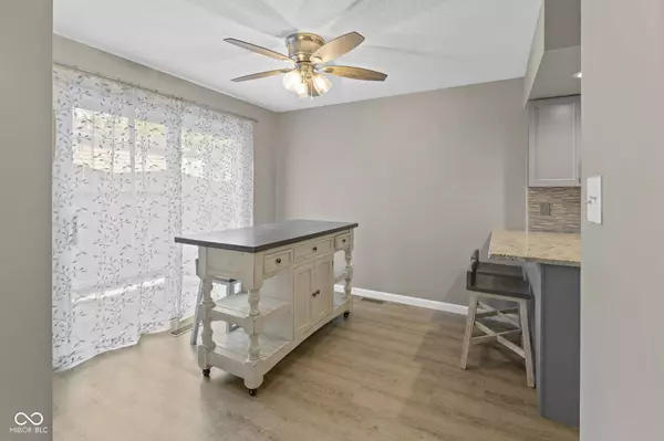 5125 Vantage Point RD, Avon, IN 46123