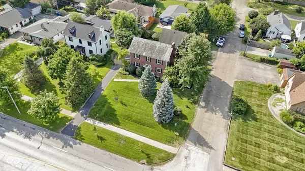 2501 Kessler Blvd E DR, Indianapolis, IN 46220