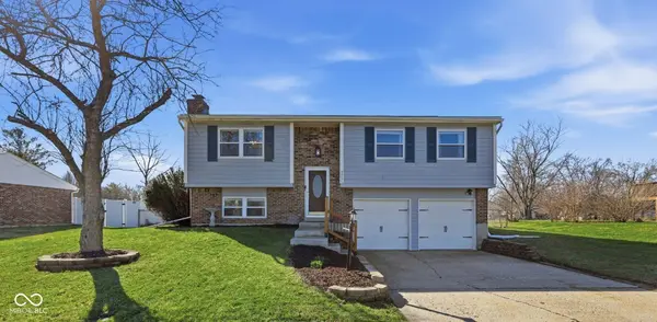 3911 Mistletoe DR, Indianapolis, IN 46237