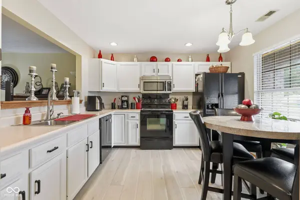 2039 Flamingo WAY, Franklin, IN 46131