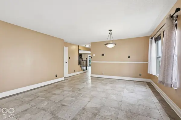 3254 Cork Bend DR, Indianapolis, IN 46239