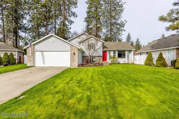 5013 E MOSSBERG CIR, Post Falls, ID 83854