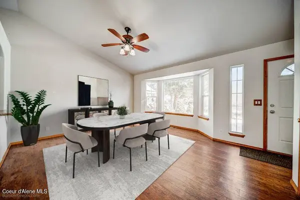 5013 E MOSSBERG CIR, Post Falls, ID 83854