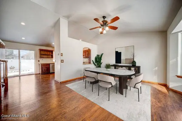 5013 E MOSSBERG CIR, Post Falls, ID 83854