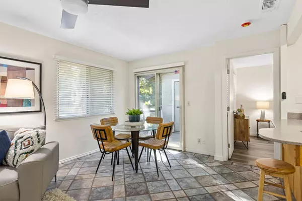 100 La Contera CT, Sacramento, CA 95834