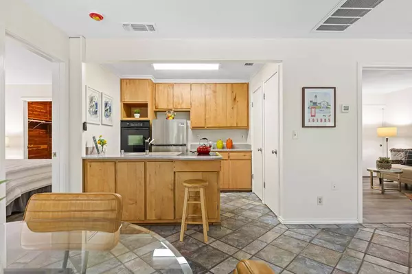 100 La Contera CT, Sacramento, CA 95834