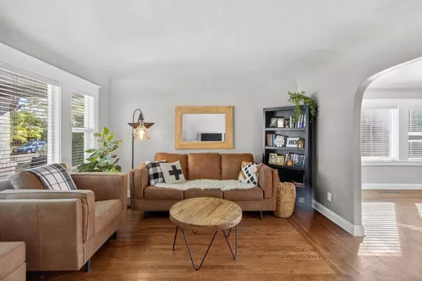 329 Pleasant ST, Roseville, CA 95678