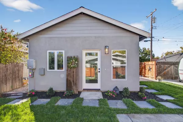 329 Pleasant ST, Roseville, CA 95678