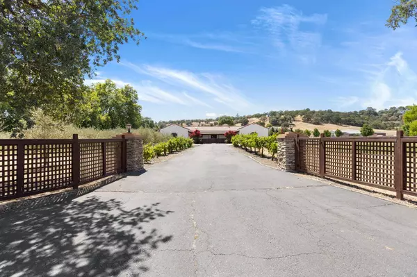 2840 Delmar AVE, Loomis, CA 95650