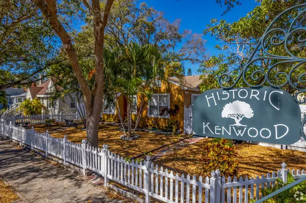 Discovering Historic Kenwood: St. Pete’s Artistic Gem,Olivia Bent