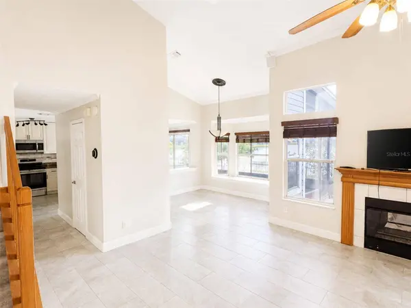 11848 BRANCH MOORING DR, Tampa, FL 33635