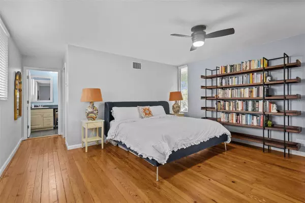 4579 10TH AVE N, St Petersburg, FL 33713