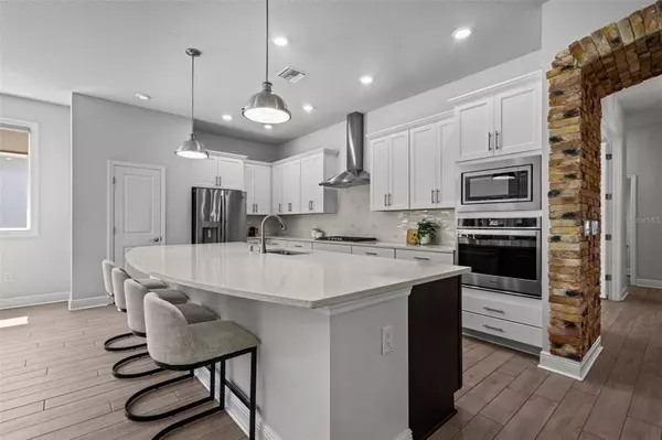 15329 RENAISSANCE AVE, Odessa, FL 33556