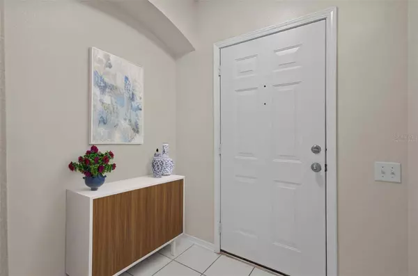 1118 KENNEWICK CT, Wesley Chapel, FL 33543