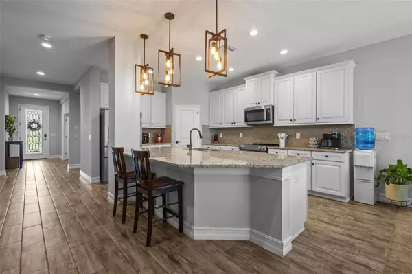 33246 AZALEA RIDGE DR, Wesley Chapel, FL 33545