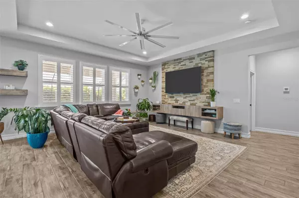 33246 AZALEA RIDGE DR, Wesley Chapel, FL 33545