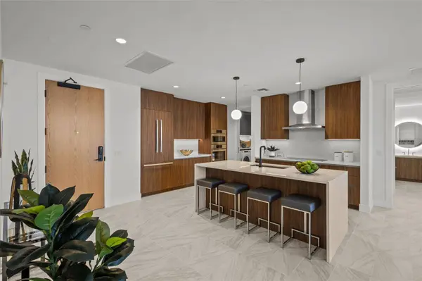 777 3RD AVE N #1504, St Petersburg, FL 33701