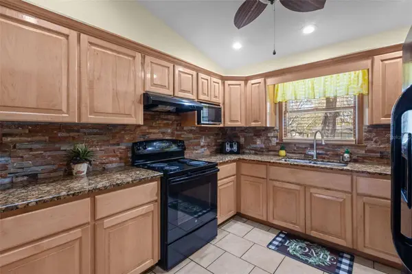 275 S HIGHLAND AVE, Tarpon Springs, FL 34689